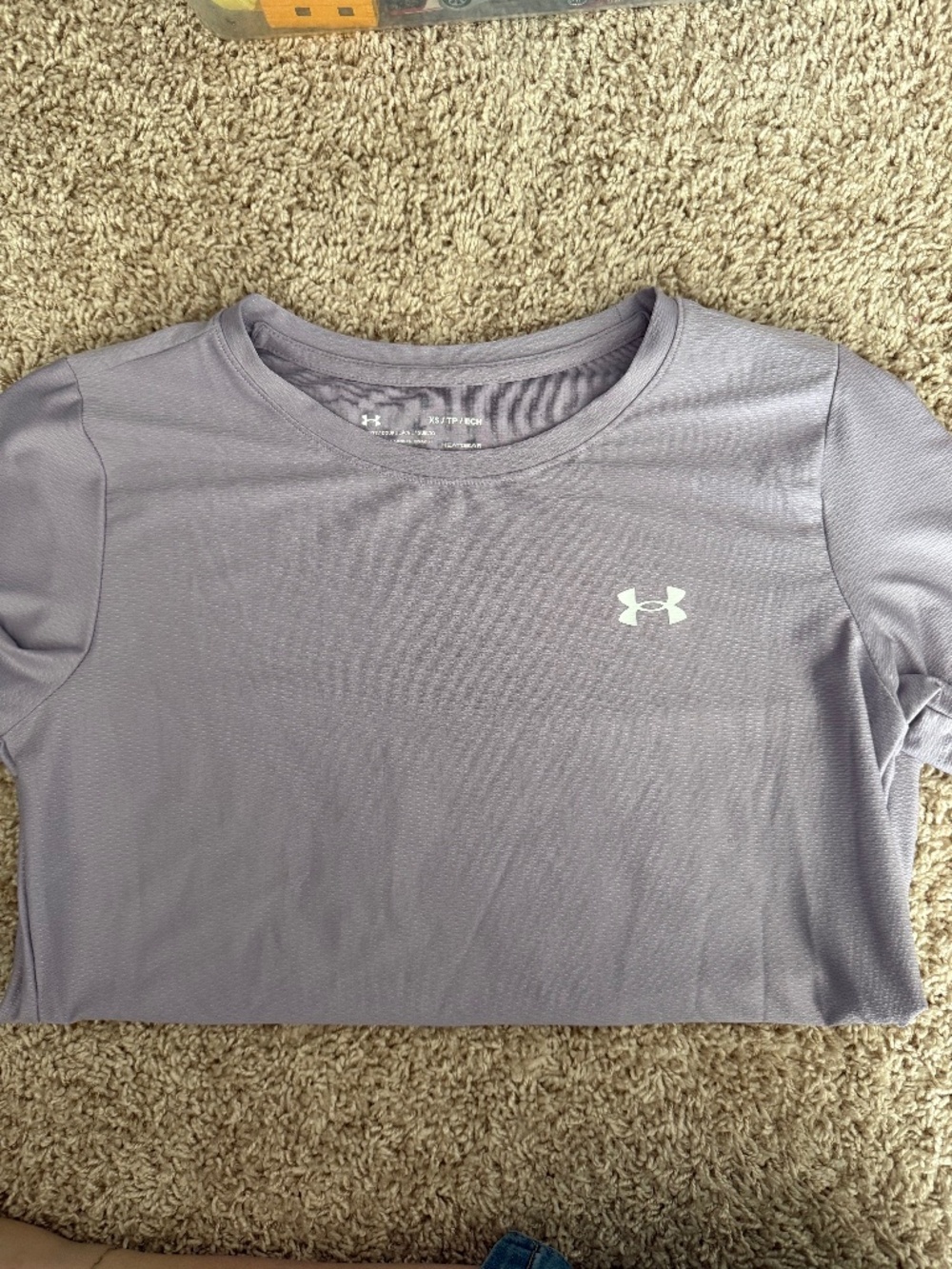 XS Under Armour Tshirt